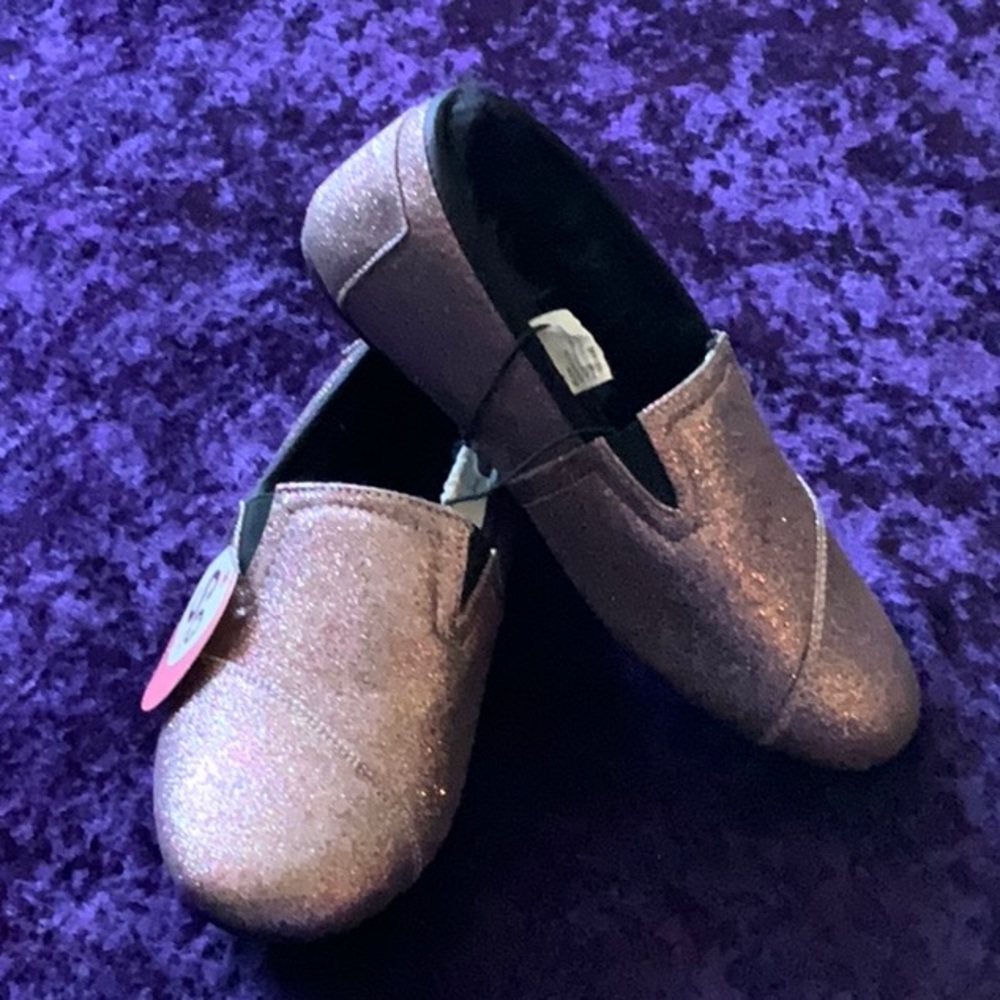 “SO” Multicolored Faux Fur Lined Slippers New Size Medium